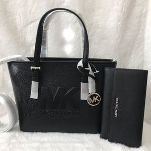 Nwt! Michael kors purse and wallet